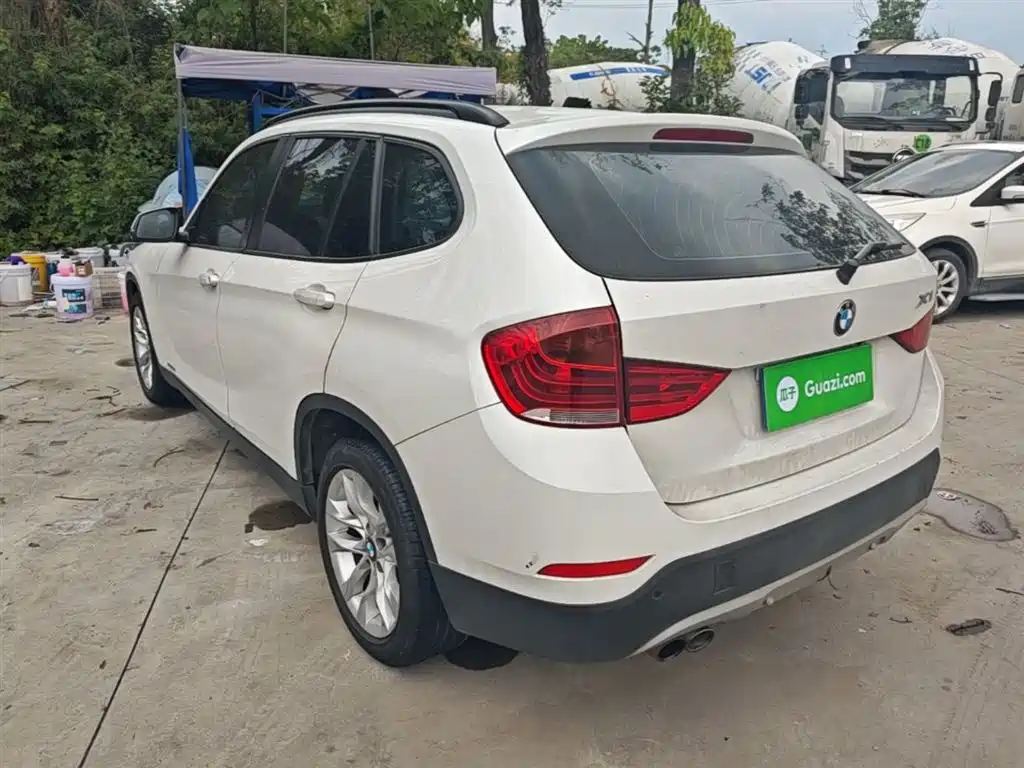 BMW X1 2015 Model sDrive18i Fashion Advanced Edition фото 5