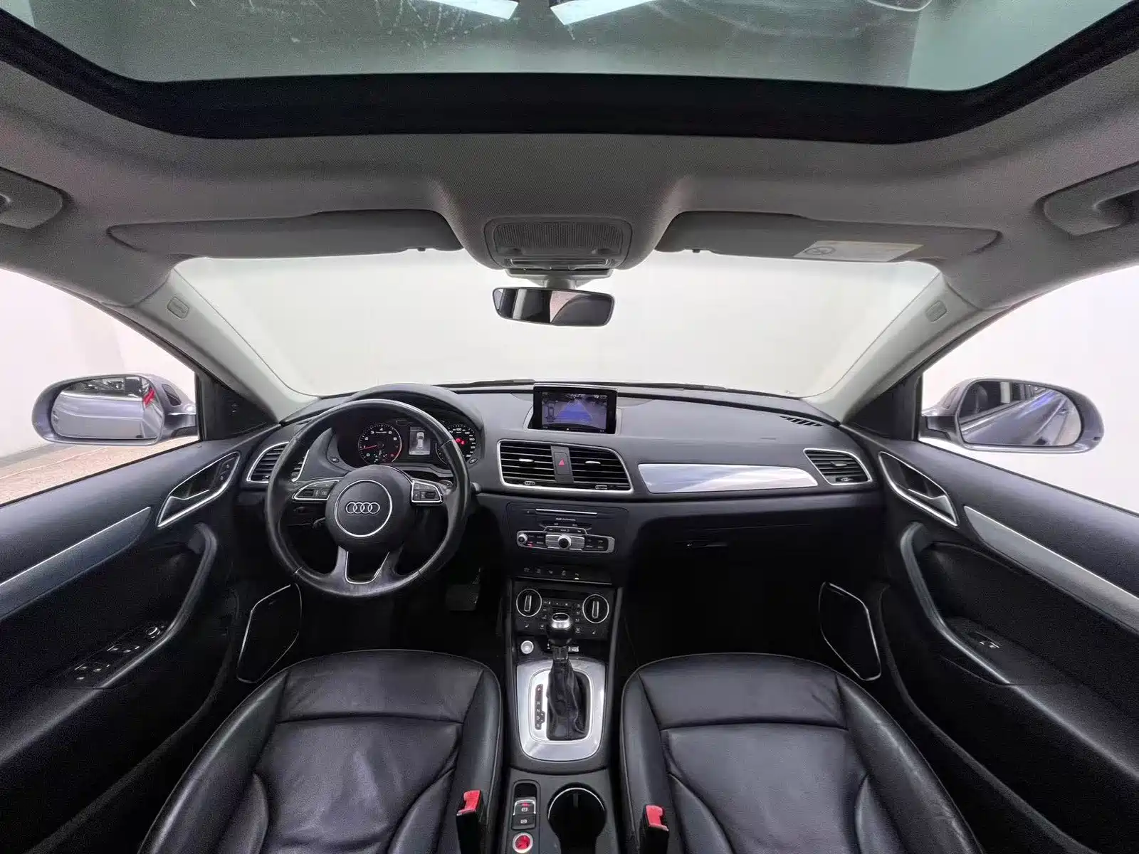 Фото 9 - Audi Q3