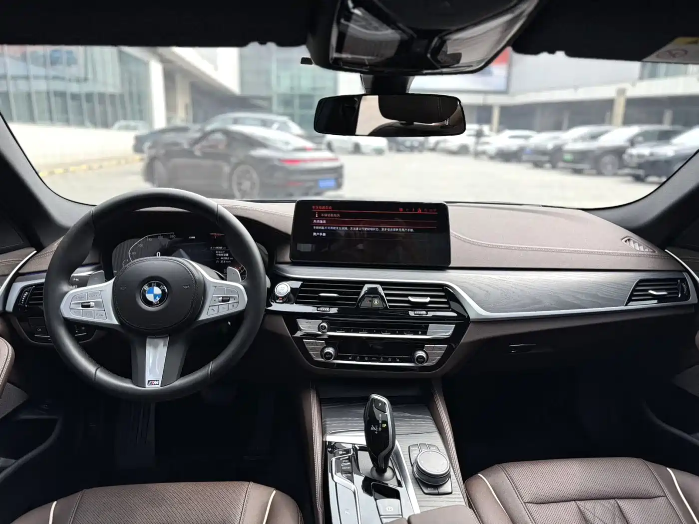BMW 5 Series 2023 530Li Leading M Sport Package фото 4