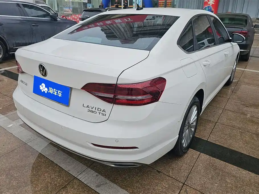 Volkswagen Lavida 2022 280TSI DSG Comfort Edition фото 3