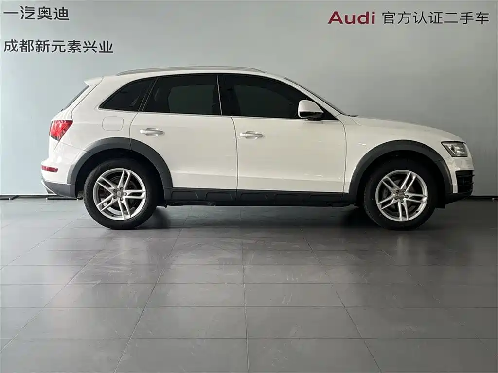 Audi Q5 2017 Plus 40 TFSI Technology фото 3