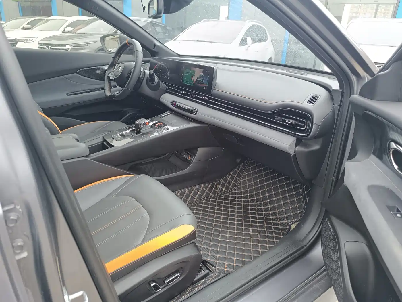 GAC Trumpchi Trumpchi Emkoo 2022 2022 270T DCT J16 R-style Track Edition