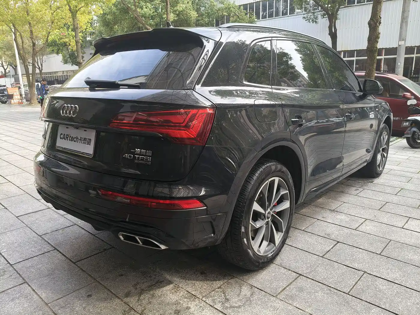 Audi Q5L 2025 40 TFSI Luxury Dynamic фото 13