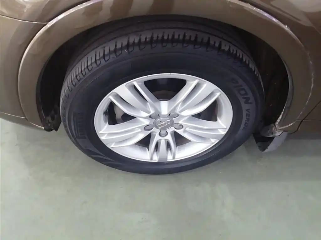 Audi Q3 2015 30 TFSI Comfort фото 23