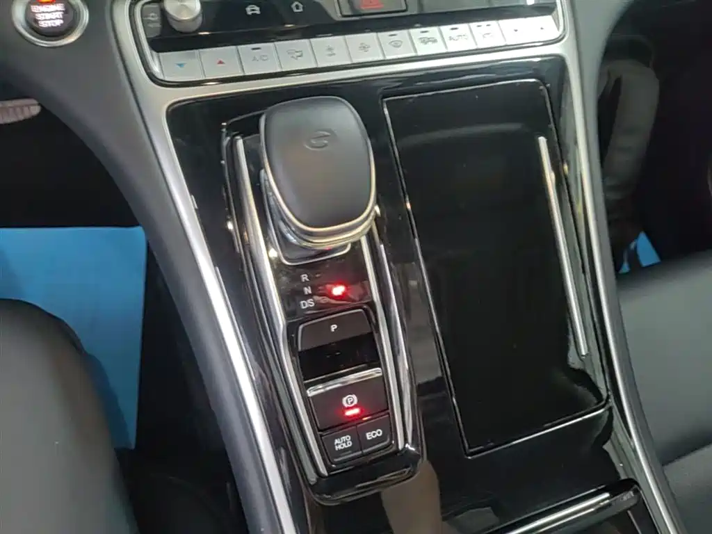 GAC Trumpchi Trumpchi M8 2023 Leading Series 390T Prestige Edition фото 14