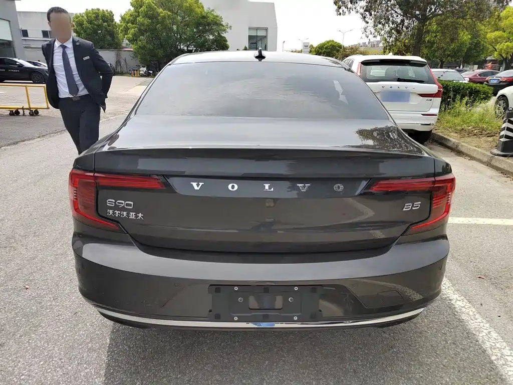 Volvo S90 2025 2025 B5 Zhiyuan Luxury Edition