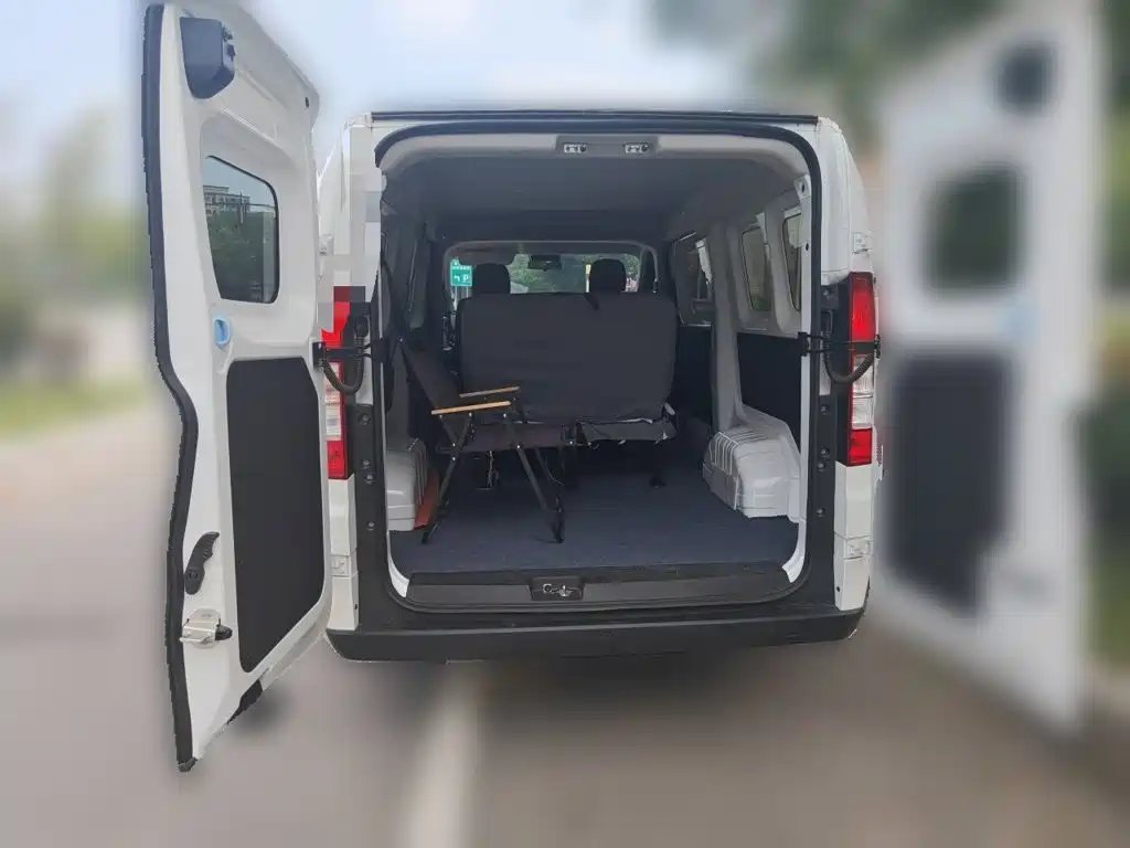 Ruichi New Energy EC75 2026 2025 Passenger Smart Super Charge Edition Surpass Type II 50.1kWh