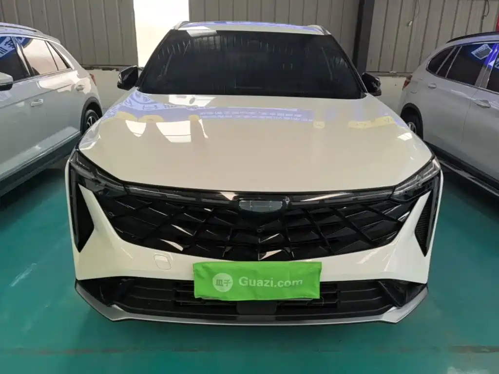 Photo 3 - Geely Atlas