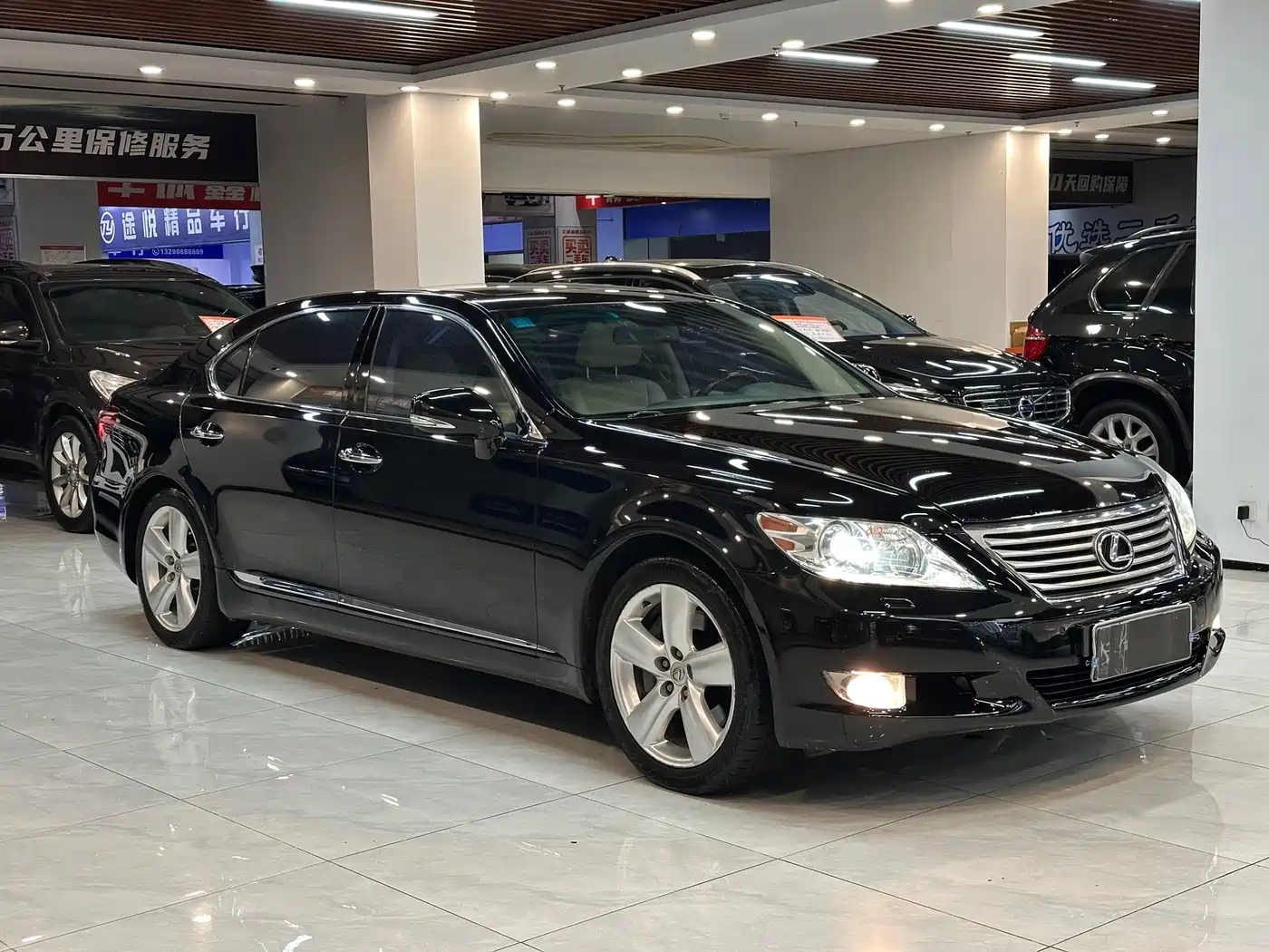 Lexus LS 2010 460L Premium Edition фото 3