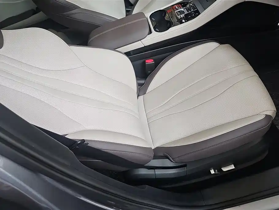 BYD Song PLUS PHEV 2025 DM-i Smart Driving Edition 112KM Honor фото 8