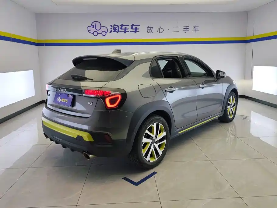 Photo 3 - Lynk & Co 02