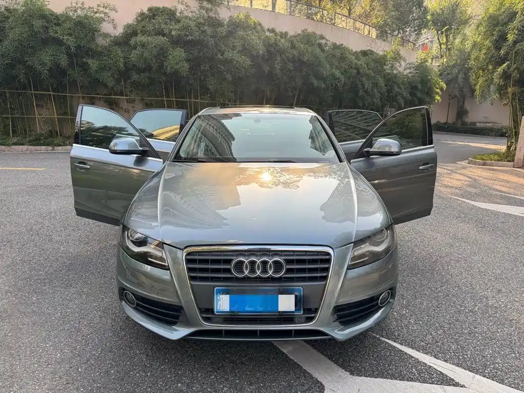Фото 9 - Audi A4L