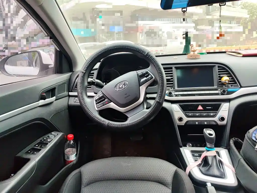 Hyundai Elantra 2016 Model 1.6L Automatic Smart Elite фото 3