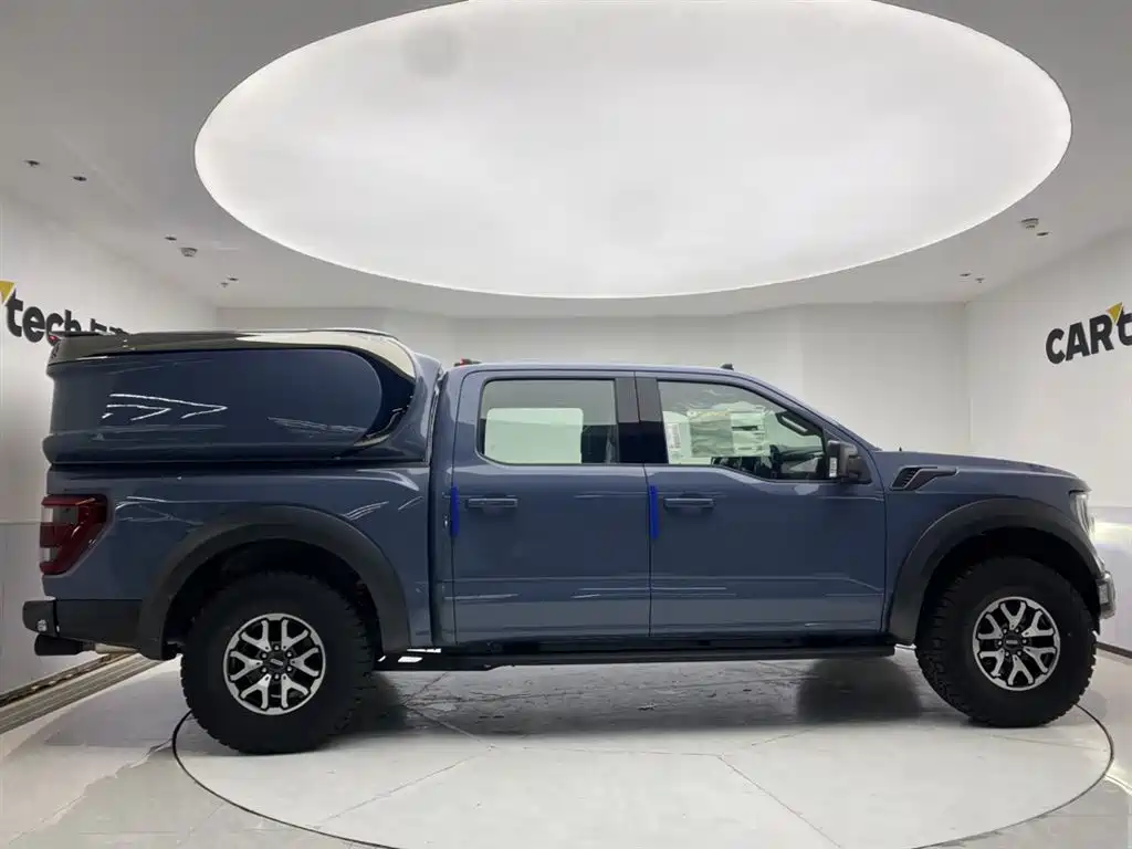 FORD F-150 RAPTOR