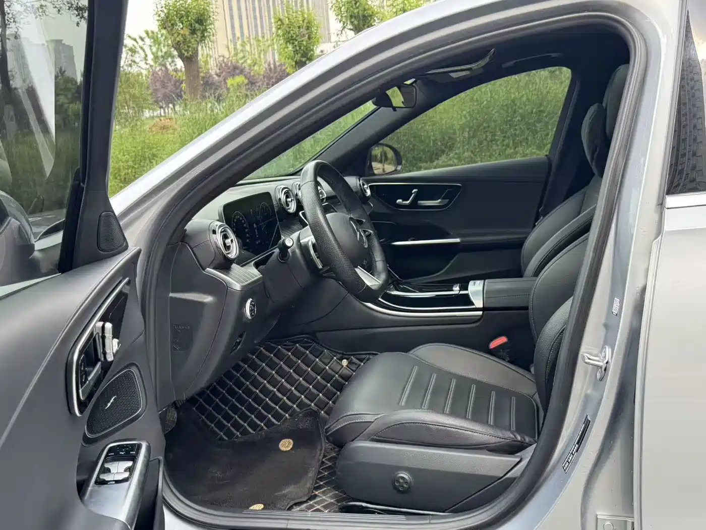Mercedes-Benz C-Class 2023 Facelift C 260 L Sport Edition фото 8