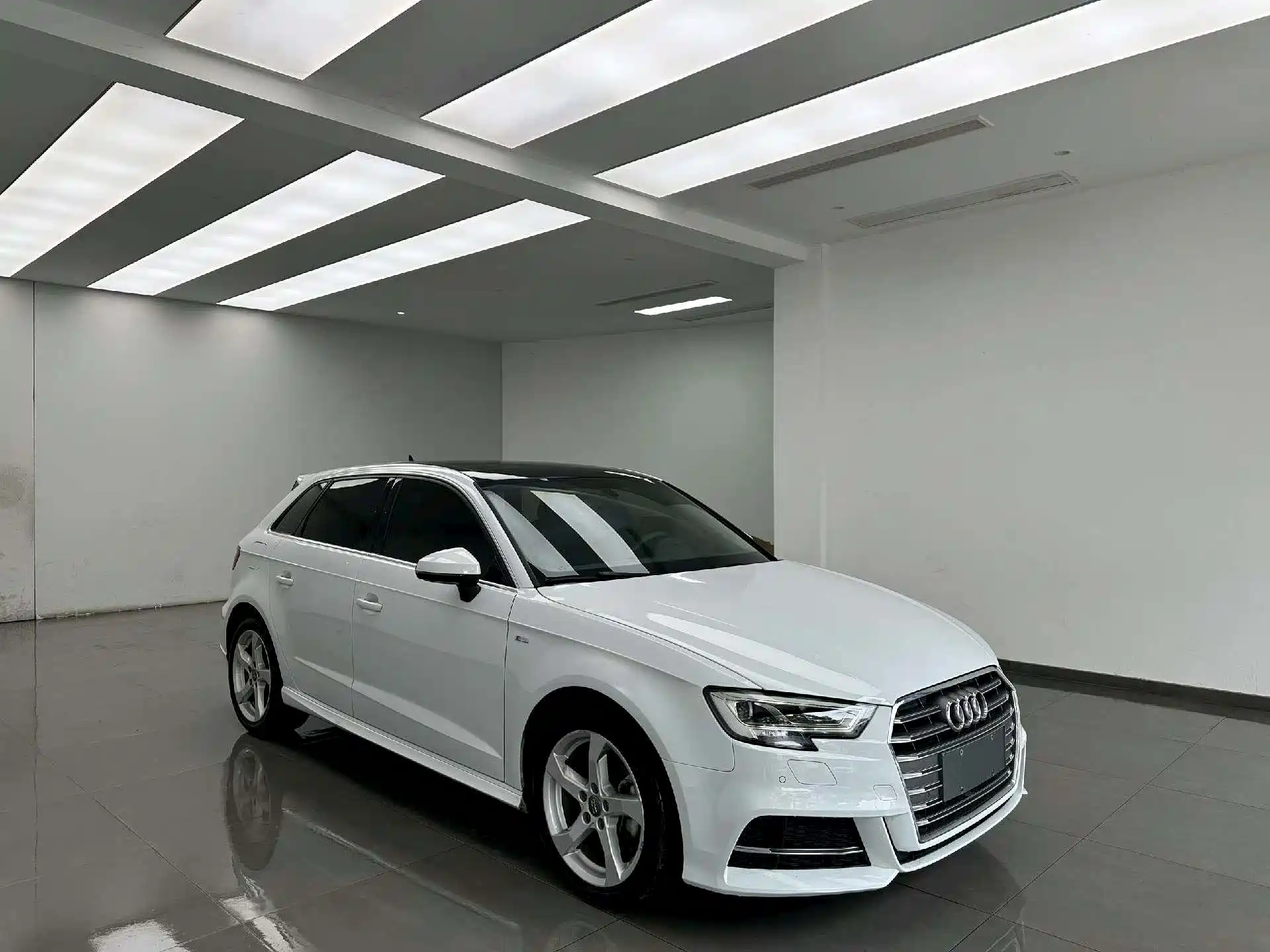 Фото 3 - Audi A3