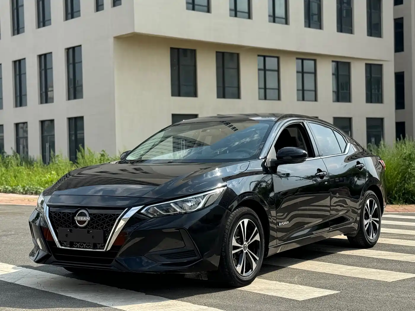 Фото 1 - Nissan Sylphy