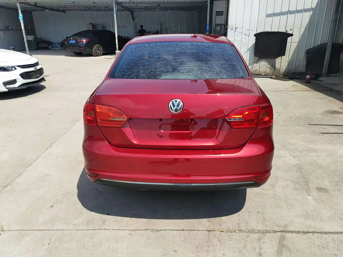 Volkswagen Sagitar 2014 1.6L Automatic Comfort фото 8