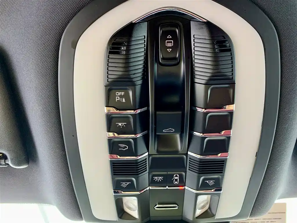 Porsche Macan 2024 Macan 2.0T фото 24