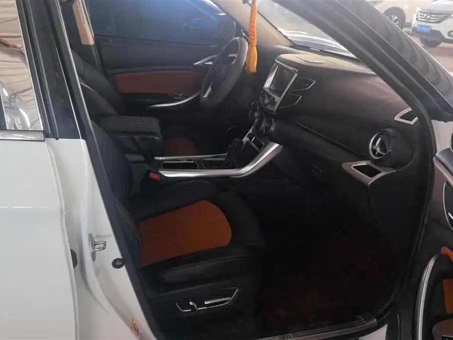BYD Song 2016 2.0TID Automatic Trend Leader фото 8