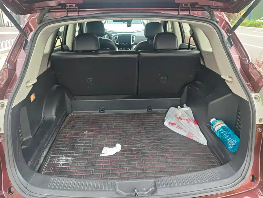 Venucia T70 2017 2016 1.6L Manual Rui Xing Edition