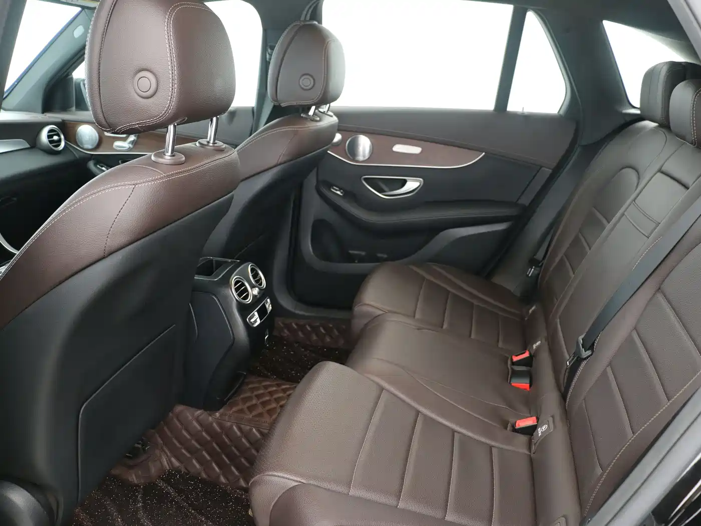 Mercedes-Benz GLC 2020 GLC 300 L 4MATIC Dynamic фото 10