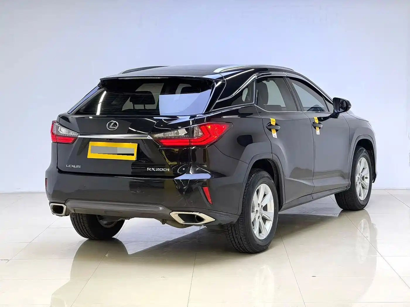 Фото 9 - Lexus RX