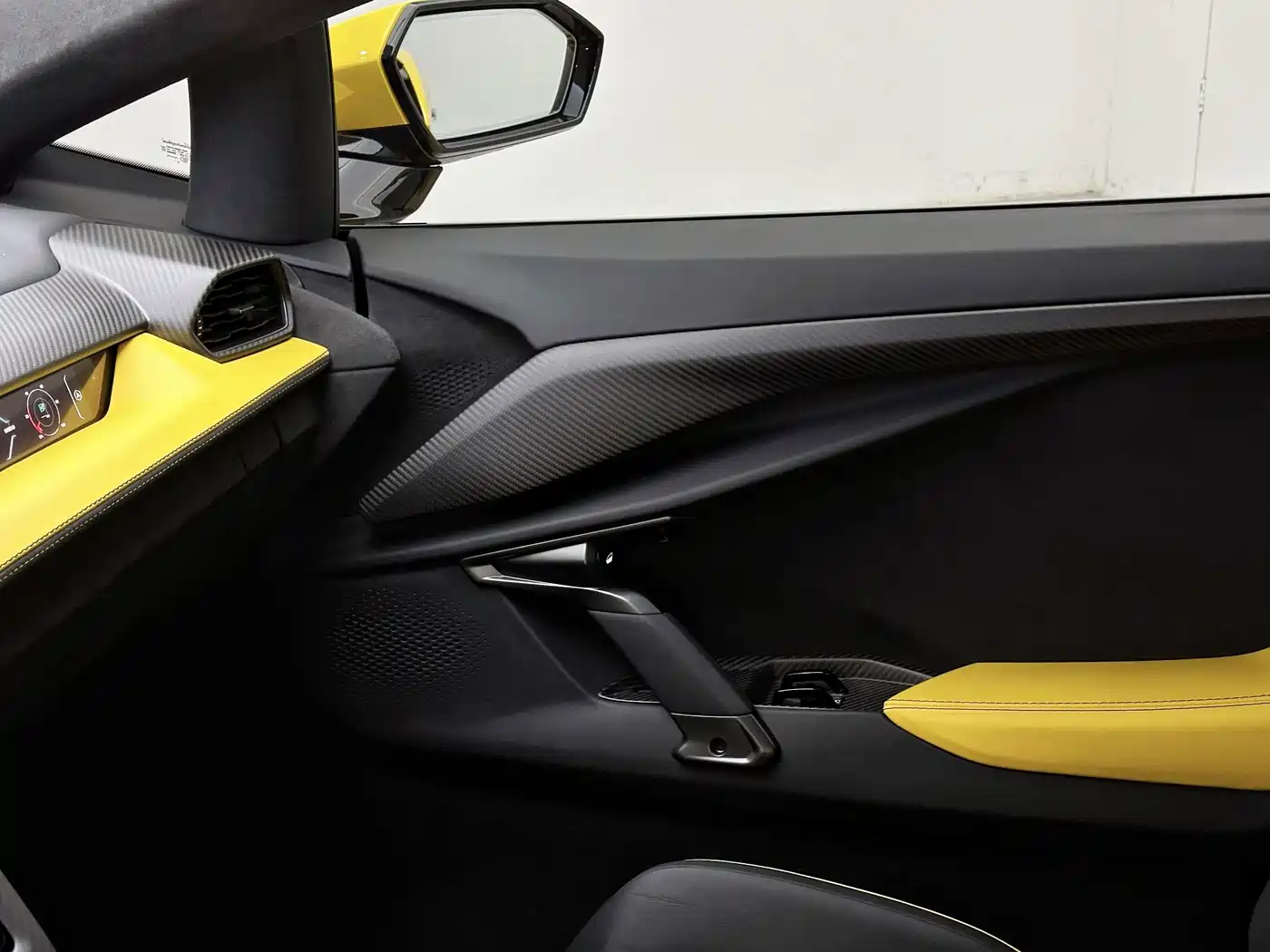 Lamborghini Revuelto 2025 2023 6.5L PHEV Standard