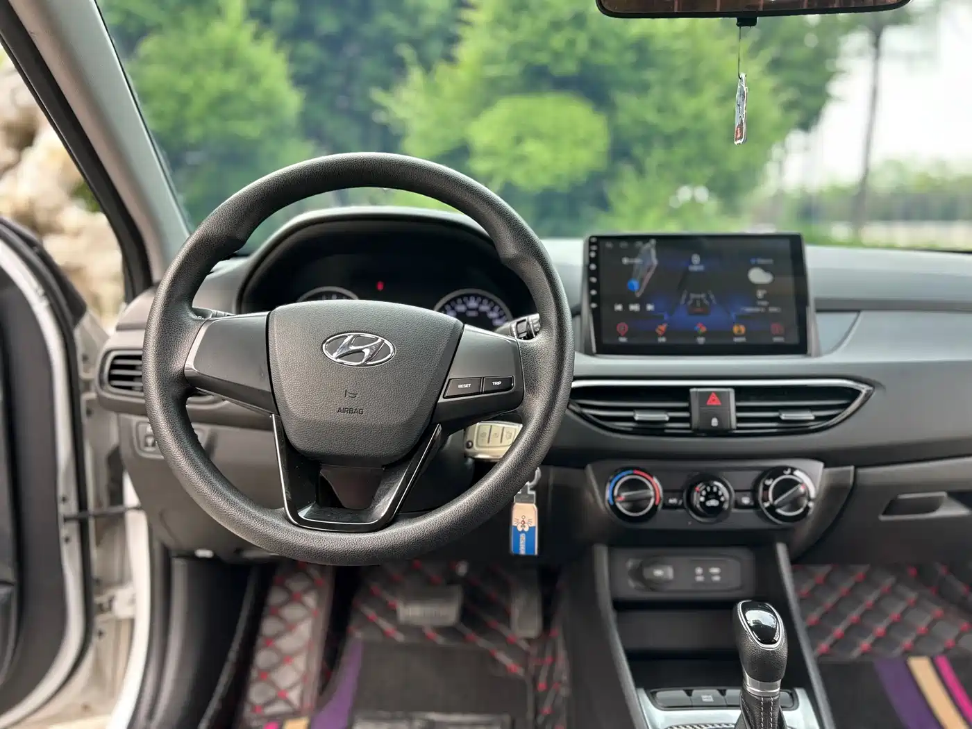 Hyundai Elantra 2018 1.6L Automatic Pleasing Edition GL China VI фото 13