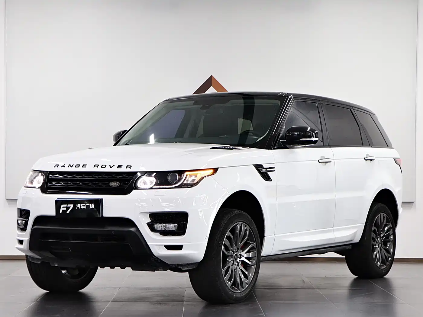 Land Rover Range Rover Sport 2016 3.0 SC V6 HST