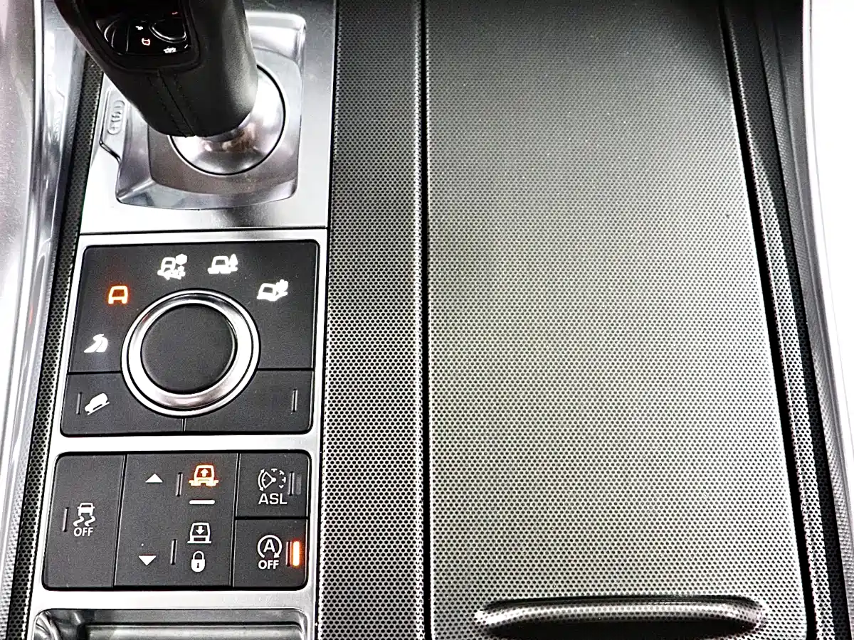 Land Rover Range Rover Sport 2016 3.0 SC V6 HST фото 20