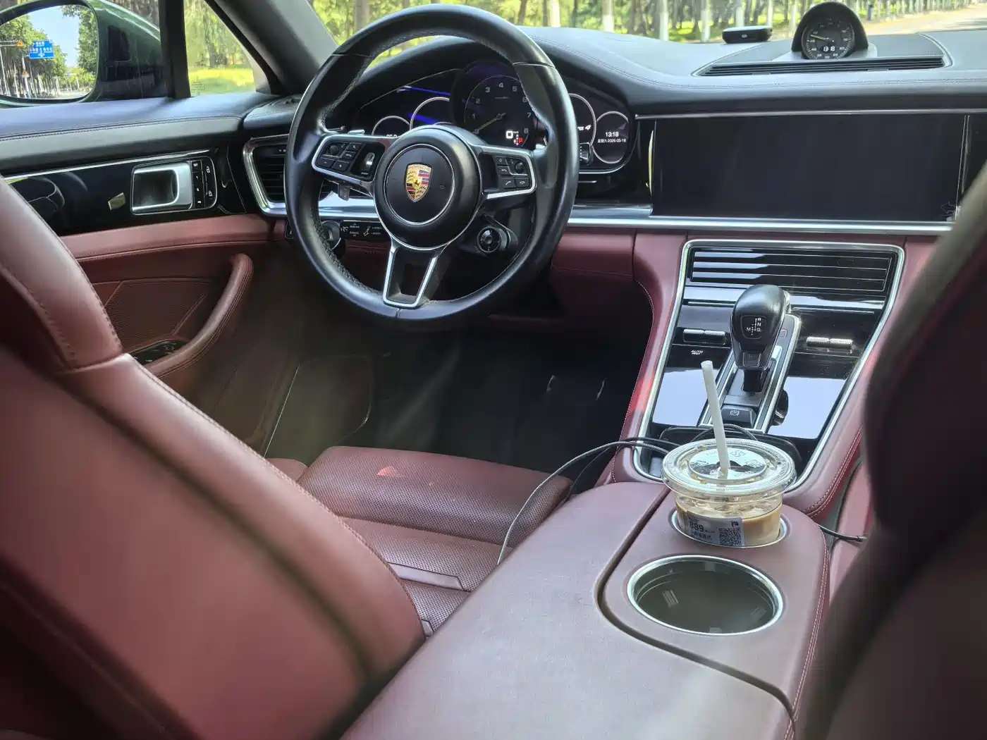 Porsche Panamera New Energy 2018 Panamera 4 E-Hybrid 2.9T фото 8
