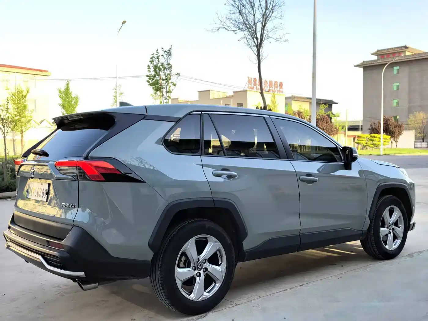 Toyota RAV4 Rongfang 2020 2.0L CVT 2WD Trend Edition фото 8