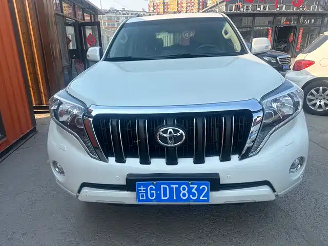 TOYOTA PRADO