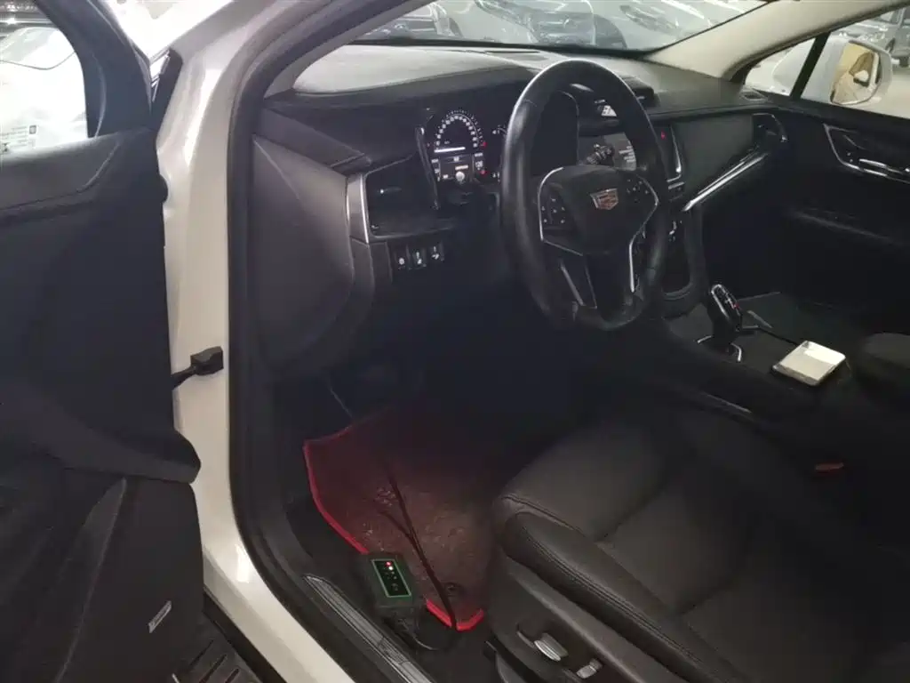 Cadillac XT5 2017 Anniversary Edition 25T Luxury фото 16