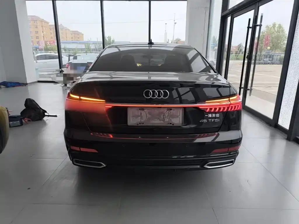 Audi A6L 2021 45 TFSI Exclusive Sport фото 6