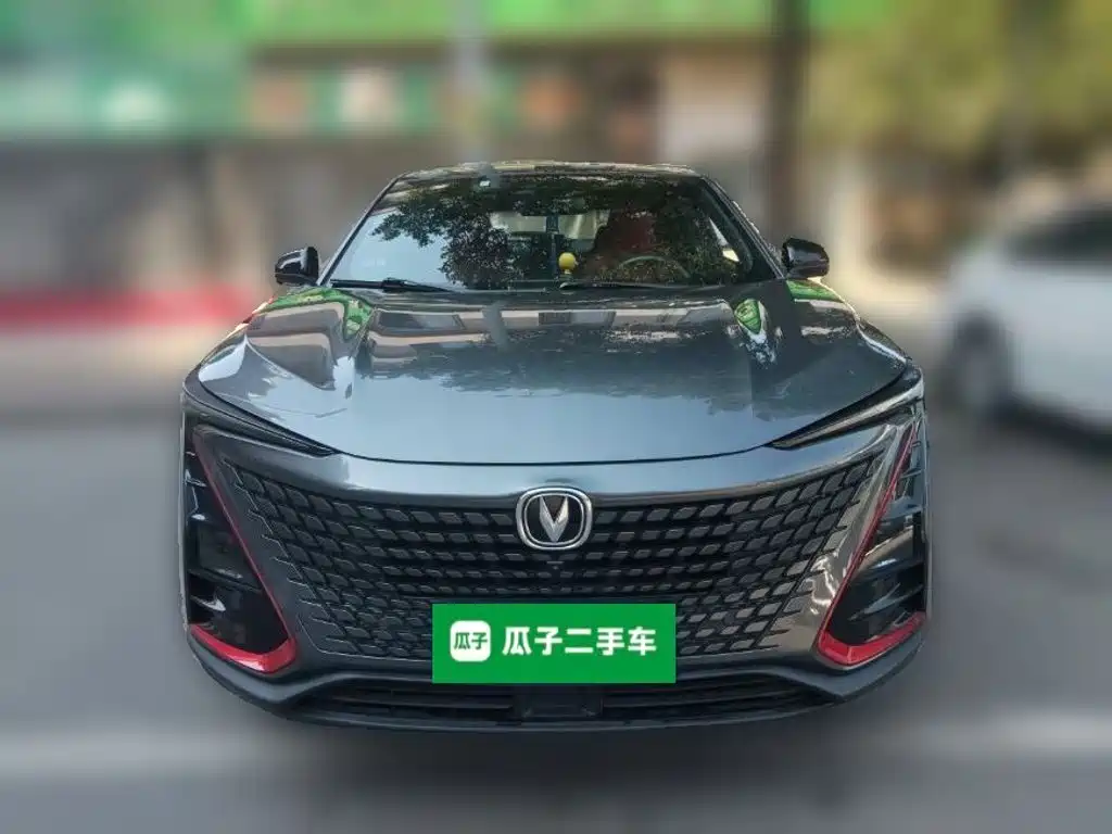 Photo 2 - Changan UNI-T