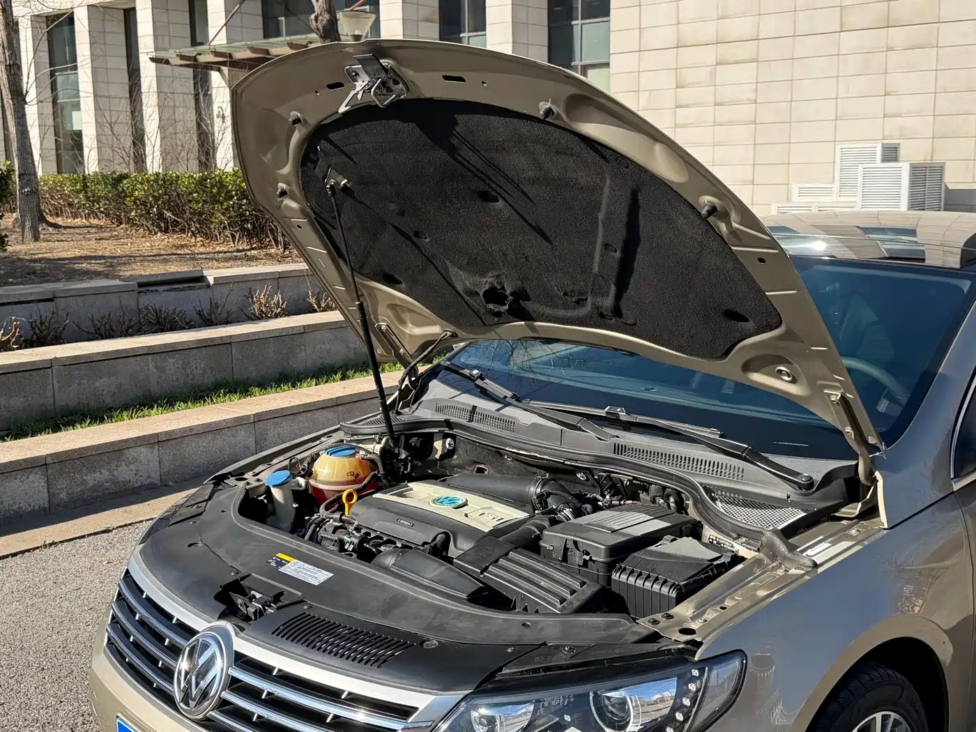 Volkswagen FAW-Volkswagen CC 2016 Model 1.8TSI Luxury фото 8