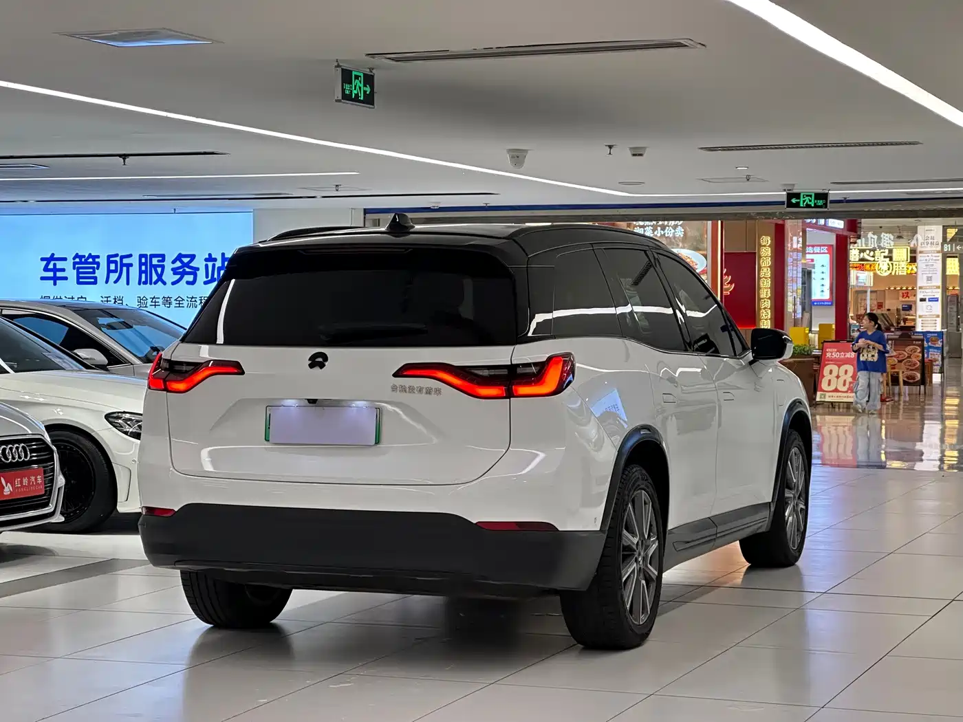 NIO ES8 2019 2018 355KM Base Model 7-Seater Version