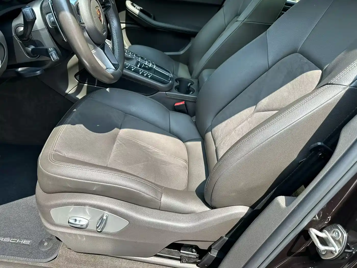 Porsche Macan 2017 Macan 2.0T фото 6