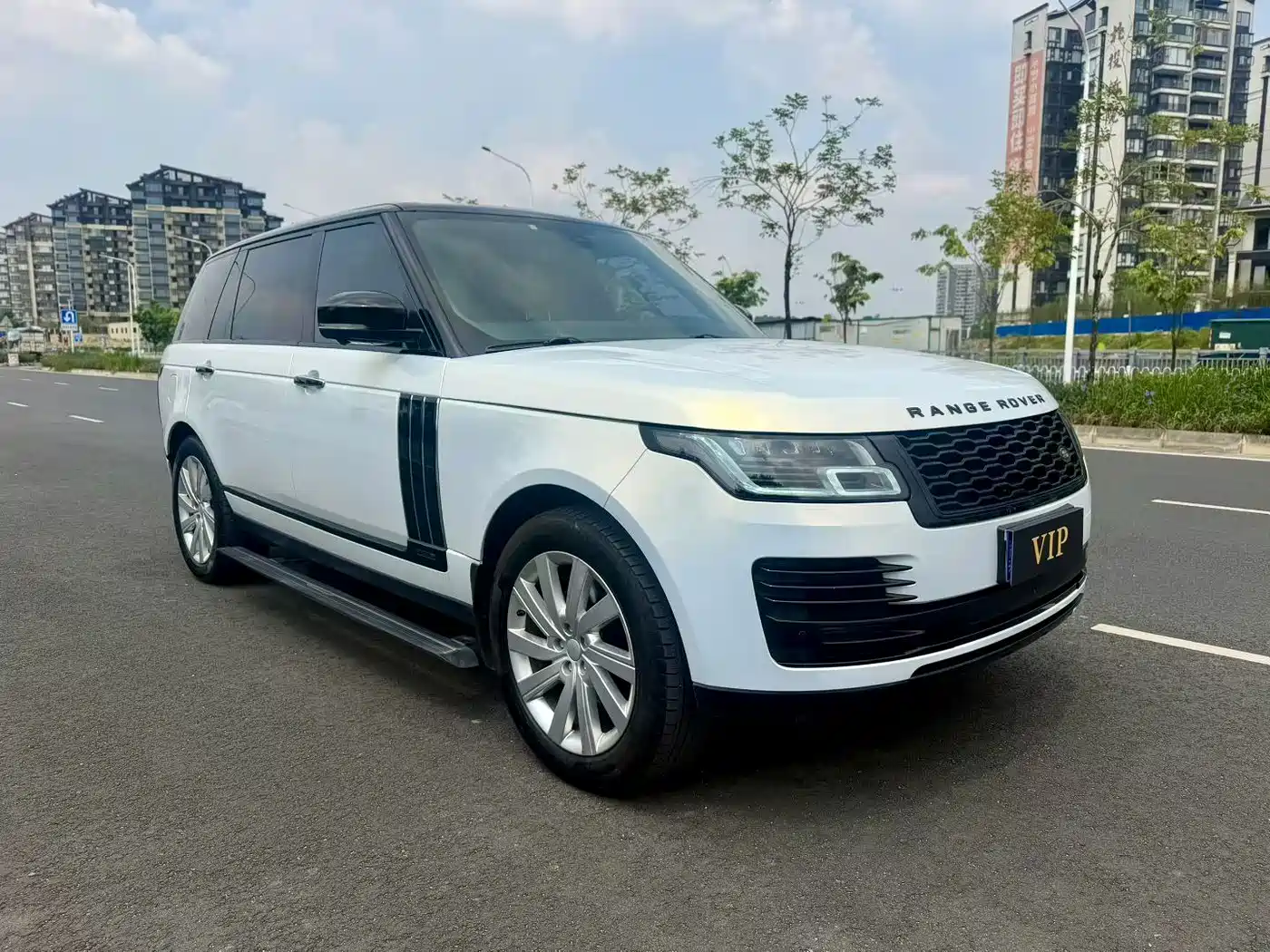 Land Rover Range Rover 2015 2015 3.0 SC V6 Vogue SE Genesis Extended Edition