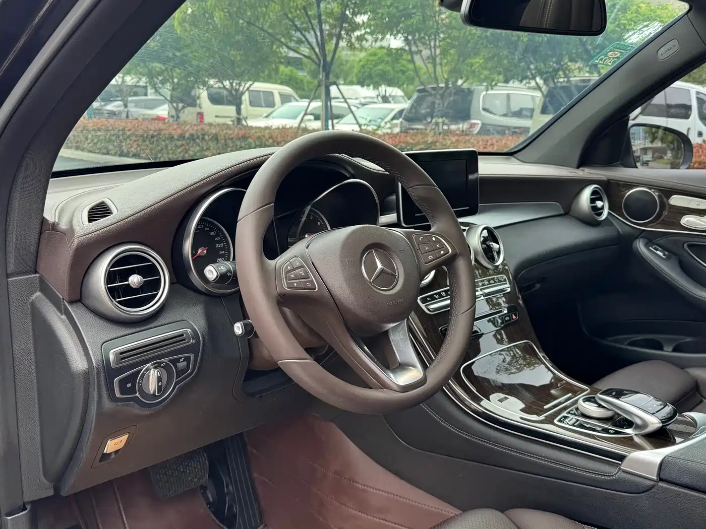 Mercedes-Benz GLC 2018 Facelift GLC 260 4MATIC Dynamic фото 8