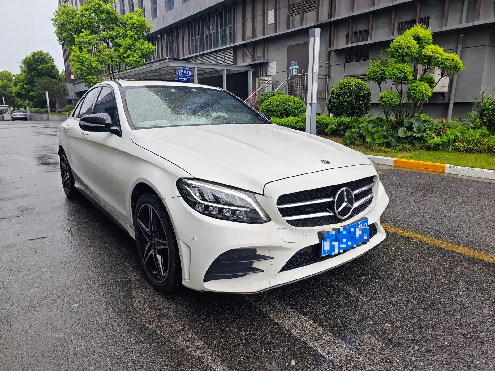 Фото 3 - Mercedes-Benz C-Class