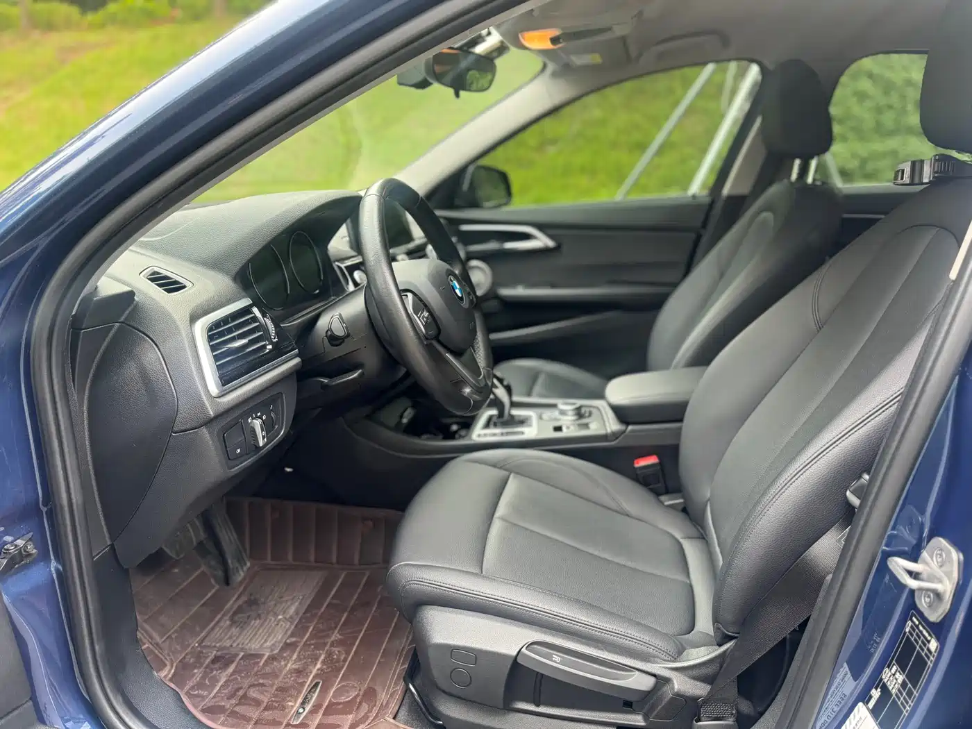 Фото 9 - BMW 1 Series