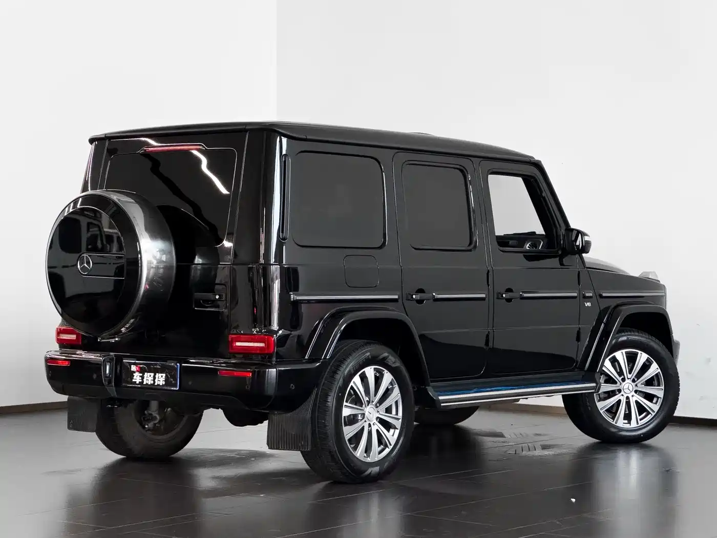 Mercedes-Benz G-Class 2024 G 500 фото 13