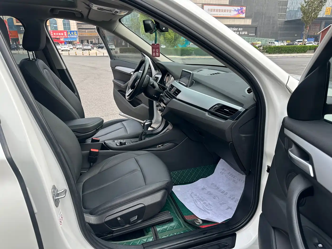 BMW X1 2019 sDrive20Li Leading Model фото 12
