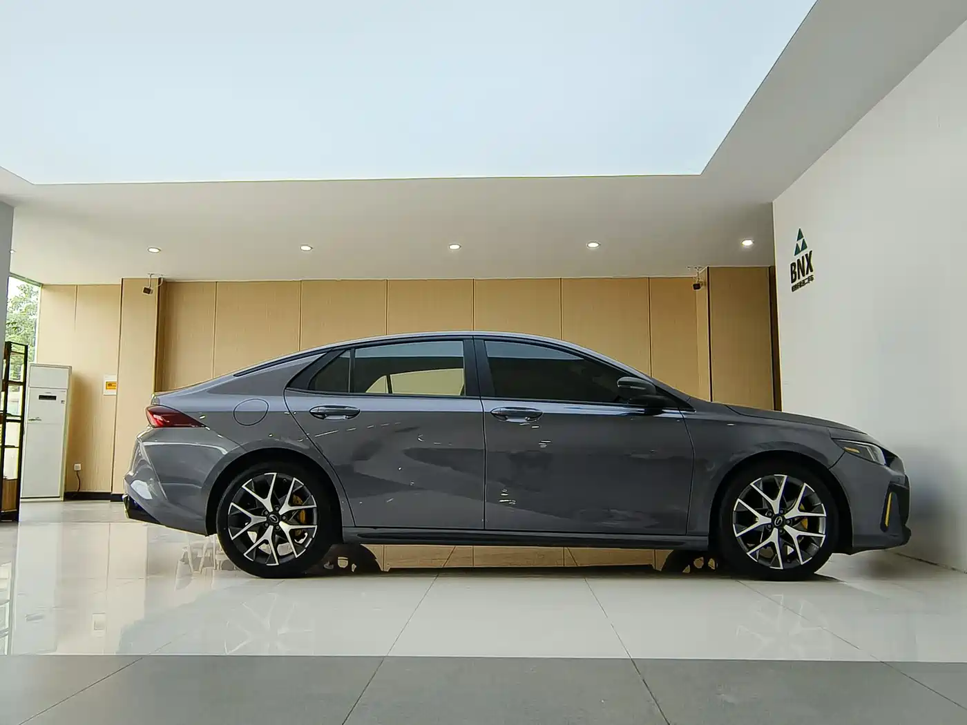 GAC Trumpchi Trumpchi Emkoo 2021 270T DCT J16 Edition фото 3