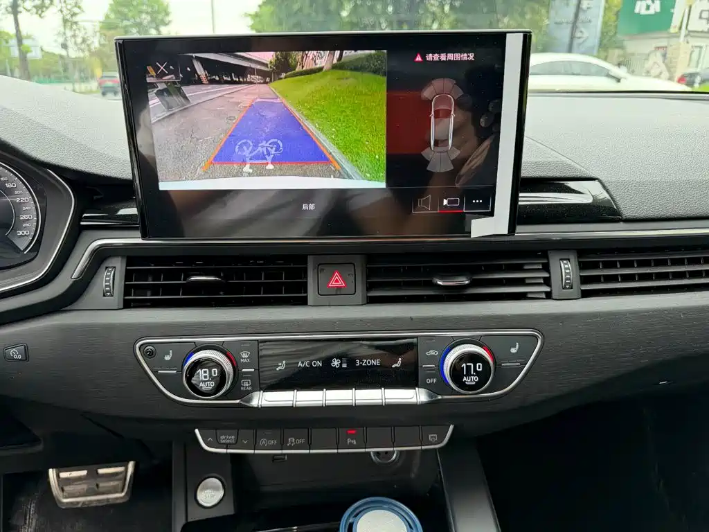 Audi A4L 2025 2024 40 TFSI Luxury Dynamic