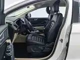 Фото 10 - Ford Edge