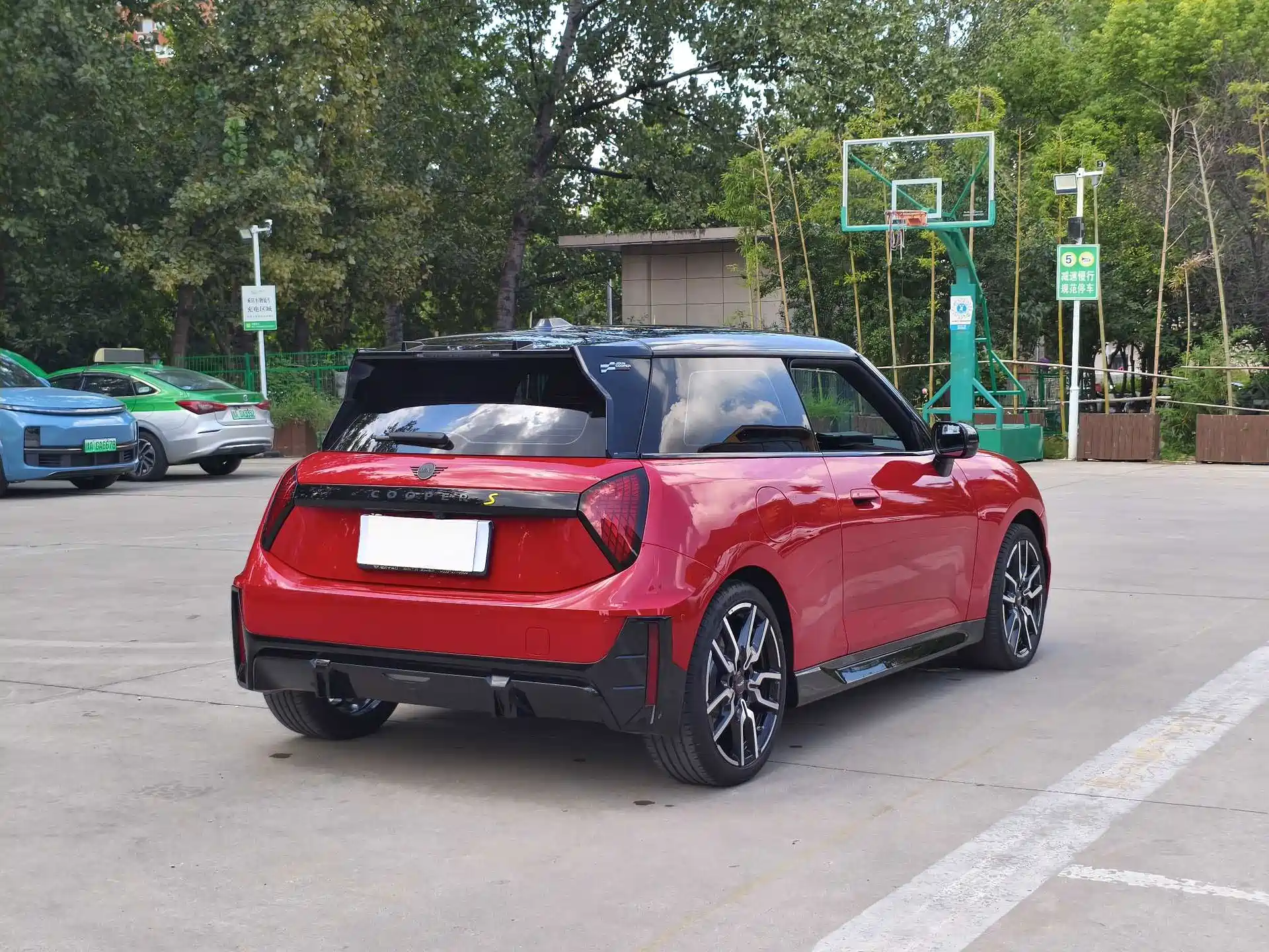 Фото 4 - MINI Electric MINI COOPER
